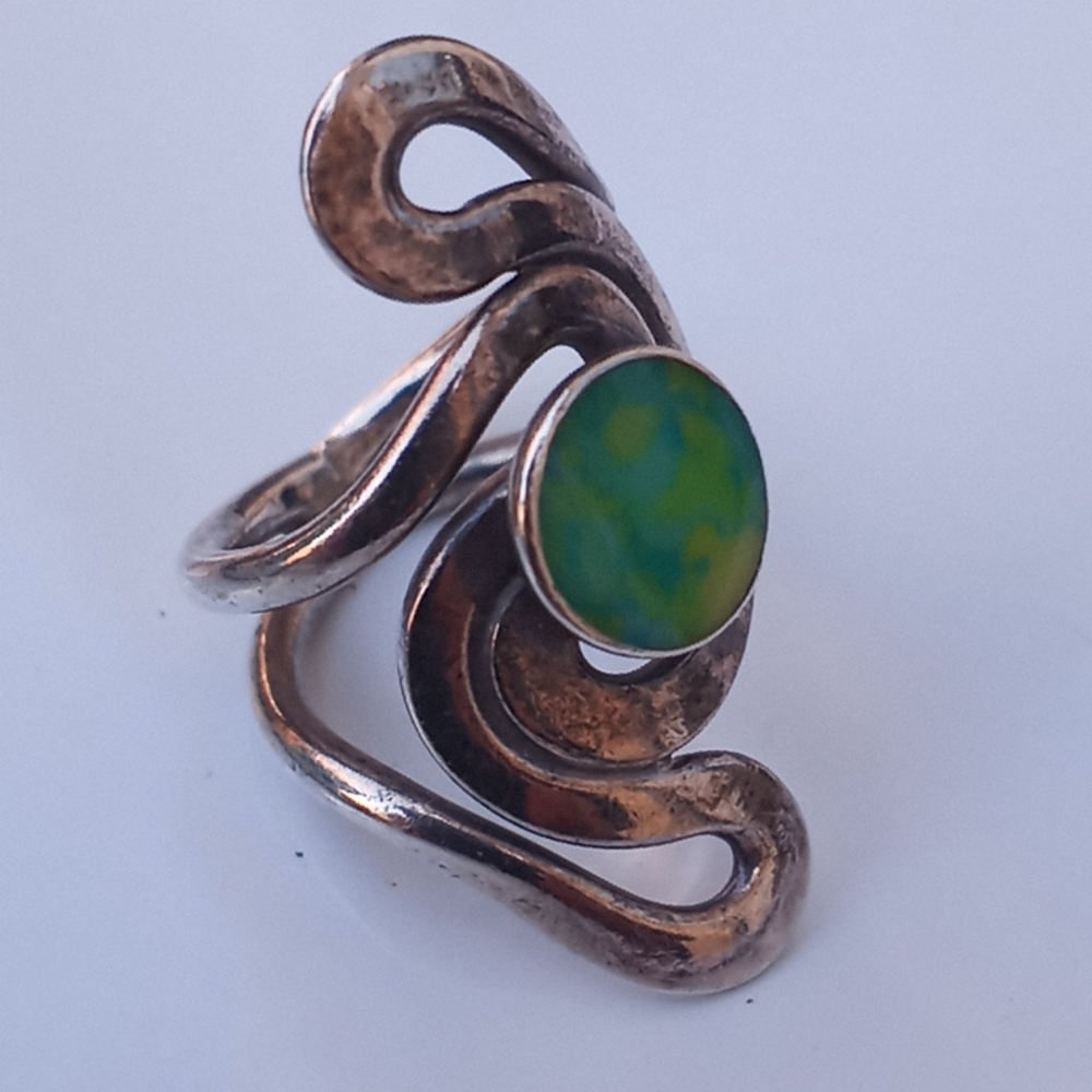 VINTAGE Artisan 925 Silver Green Stone Ring Unique *SALE PRICE THRU  FEB.19 ONLY - Picture 11 of 16